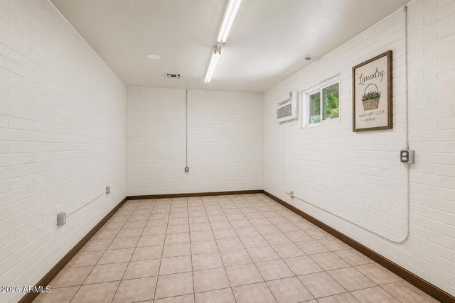 6408 E DALLAS Street, Mesa, AZ 85205