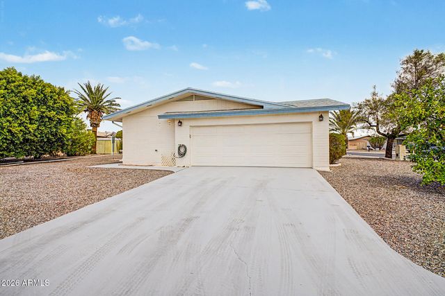 6408 E DALLAS Street, Mesa, AZ 85205