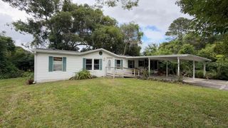 2011 PINEWOOD LANE, Mount Dora, FL 32757
