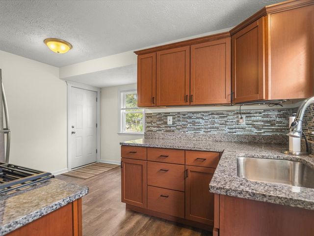 5417 Hollis Avenue, Loves Park, IL 61111