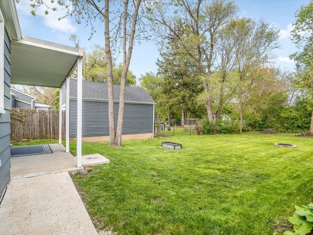 5417 Hollis Avenue, Loves Park, IL 61111