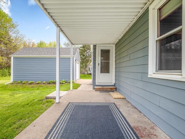 5417 Hollis Avenue, Loves Park, IL 61111
