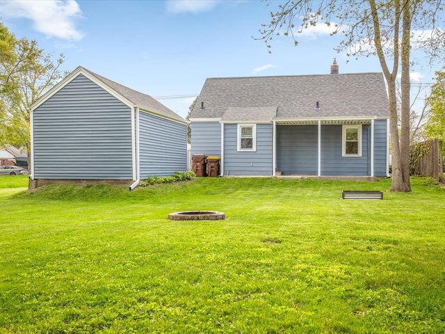 5417 Hollis Avenue, Loves Park, IL 61111