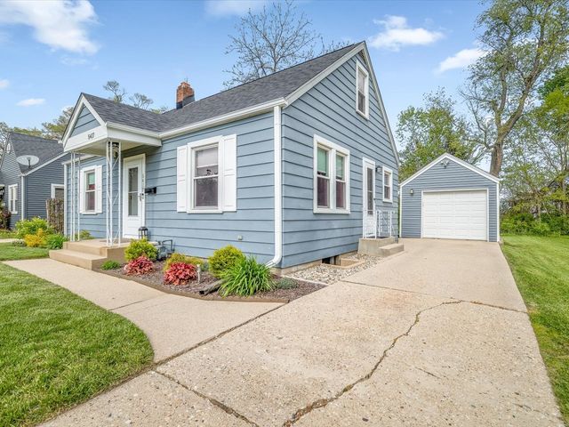 5417 Hollis Avenue, Loves Park, IL 61111