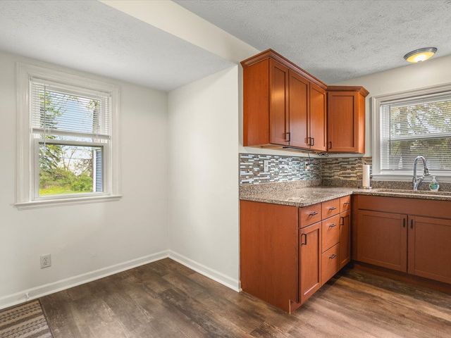 5417 Hollis Avenue, Loves Park, IL 61111