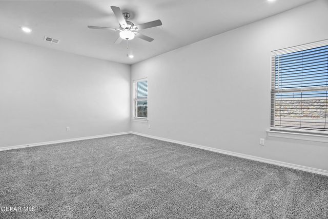 985 Barbara Avenue, Socorro, TX 79927