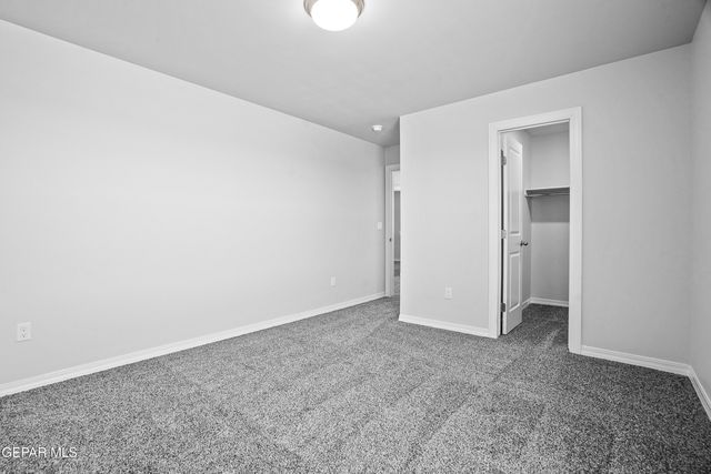 985 Barbara Avenue, Socorro, TX 79927