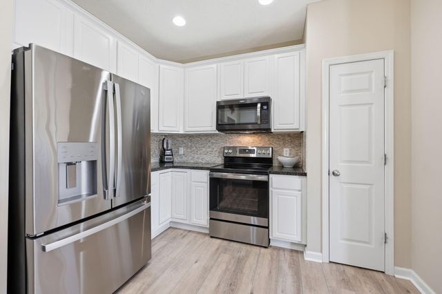 112 Shepherds Trace, Versailles, KY 40383