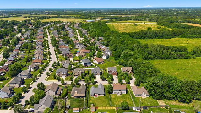 112 Shepherds Trace, Versailles, KY 40383