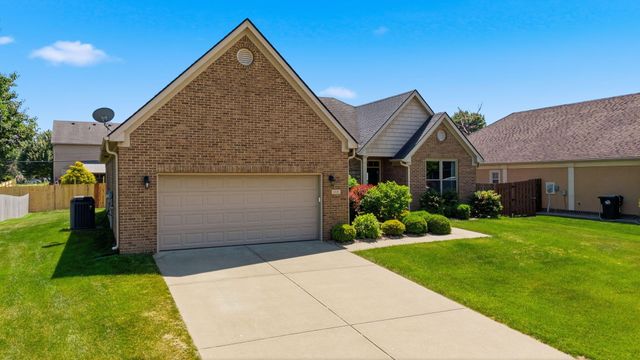 112 Shepherds Trace, Versailles, KY 40383