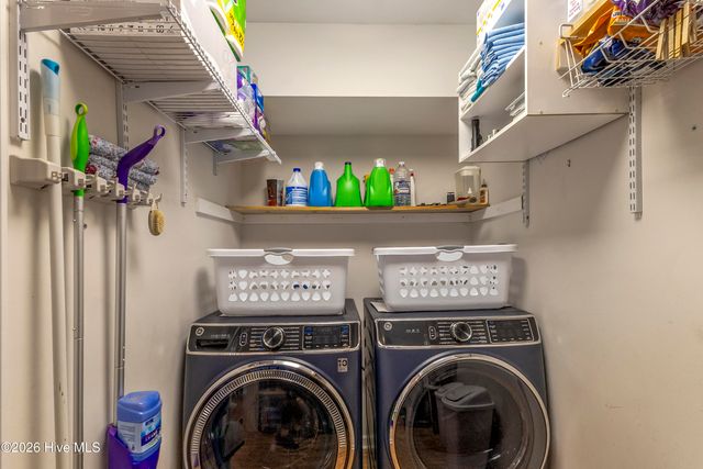 412 Lakeview Drive, Hampstead, NC 28443