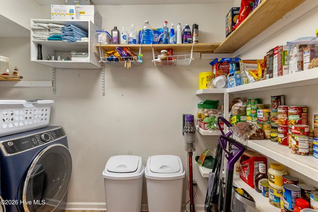 412 Lakeview Drive, Hampstead, NC 28443