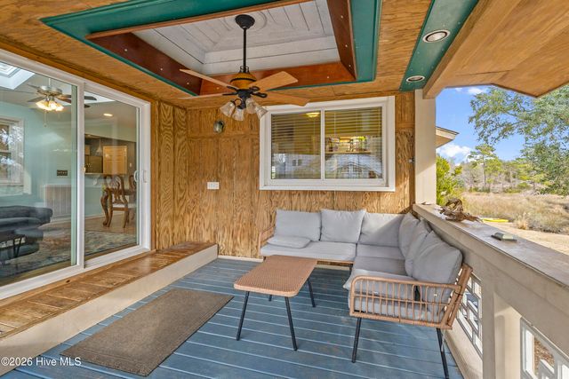 412 Lakeview Drive, Hampstead, NC 28443