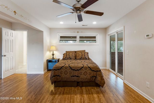 412 Lakeview Drive, Hampstead, NC 28443