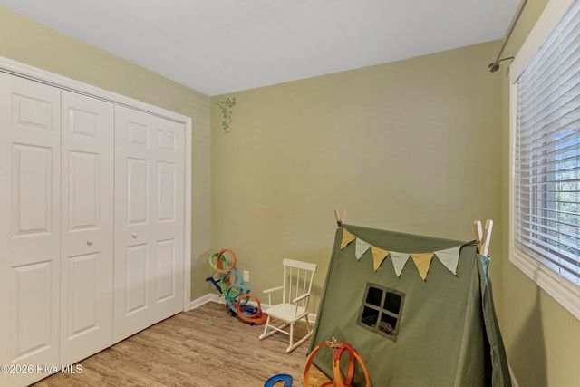 412 Lakeview Drive, Hampstead, NC 28443