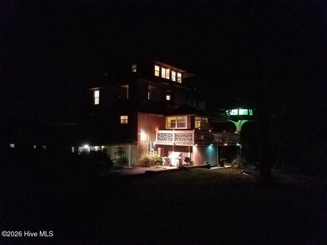 412 Lakeview Drive, Hampstead, NC 28443