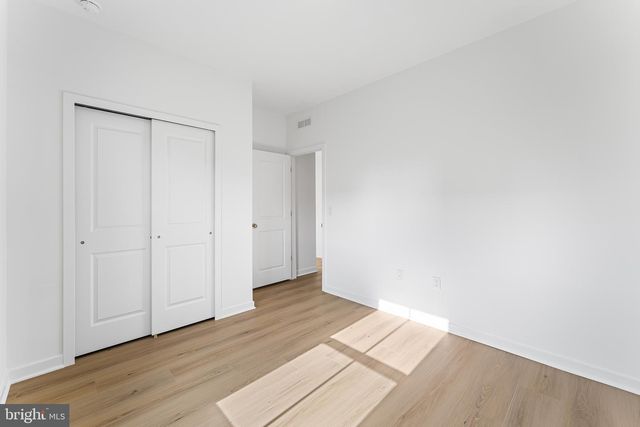 27 COTTONWOOD AVE, Berlin, NJ 08009