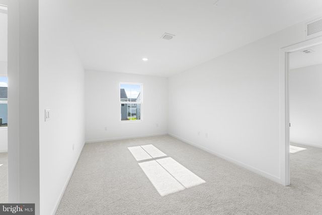 27 COTTONWOOD AVE, Berlin, NJ 08009