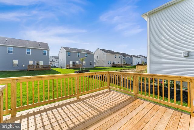 27 COTTONWOOD AVE, Berlin, NJ 08009
