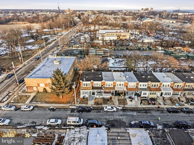 843 ELSINORE PL, Chester, PA 19013