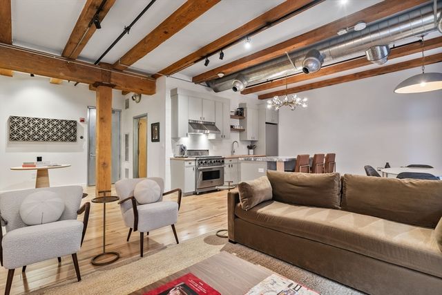 21 Wormwood Street 411, Boston, MA 02210