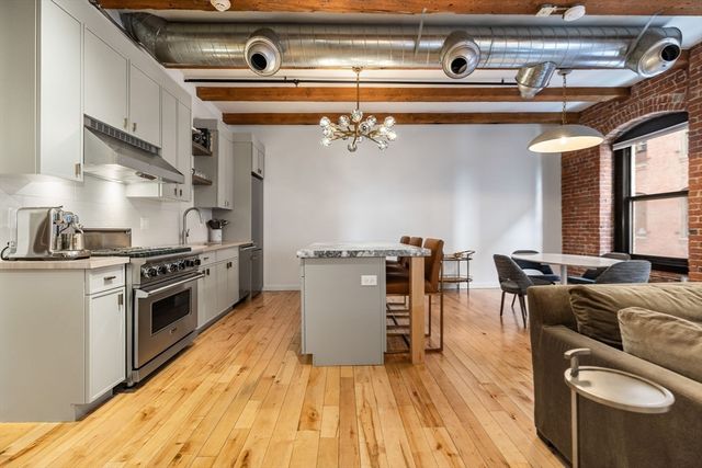 21 Wormwood Street 411, Boston, MA 02210