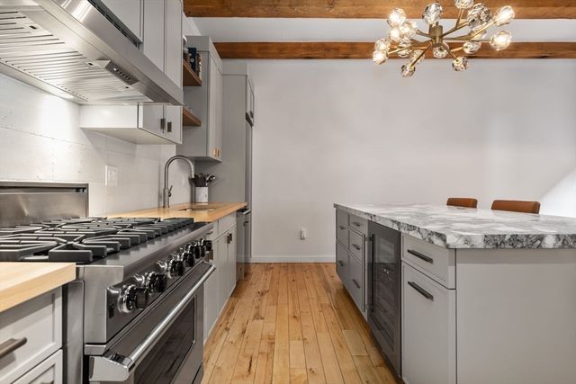 21 Wormwood Street 411, Boston, MA 02210