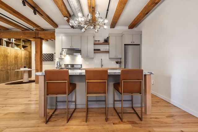 21 Wormwood Street 411, Boston, MA 02210