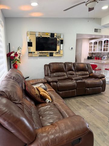 1836 Baythorne Road, West Palm Beach, FL 33415