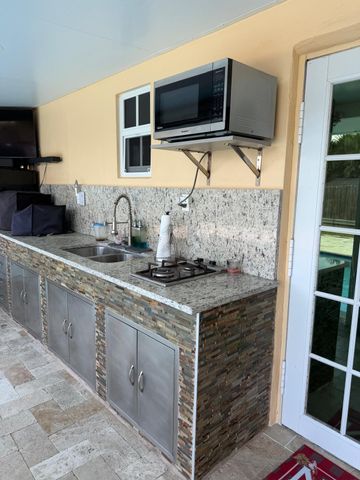 1836 Baythorne Road, West Palm Beach, FL 33415