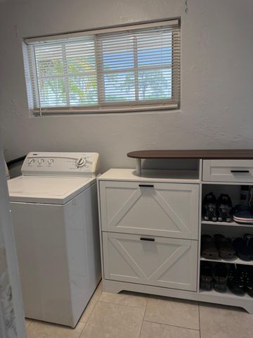 1836 Baythorne Road, West Palm Beach, FL 33415