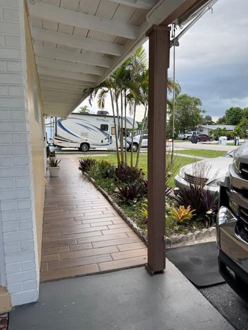 1836 Baythorne Road, West Palm Beach, FL 33415