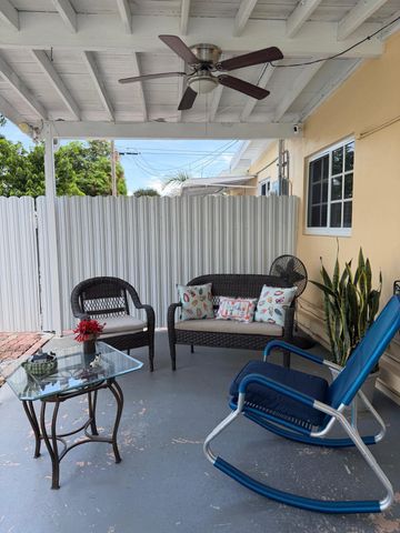 1836 Baythorne Road, West Palm Beach, FL 33415