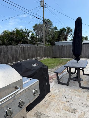 1836 Baythorne Road, West Palm Beach, FL 33415