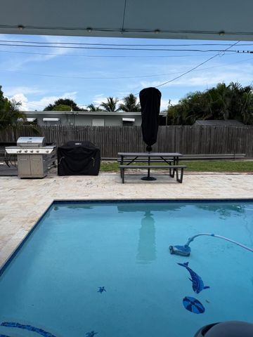 1836 Baythorne Road, West Palm Beach, FL 33415