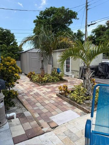 1836 Baythorne Road, West Palm Beach, FL 33415