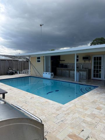 1836 Baythorne Road, West Palm Beach, FL 33415