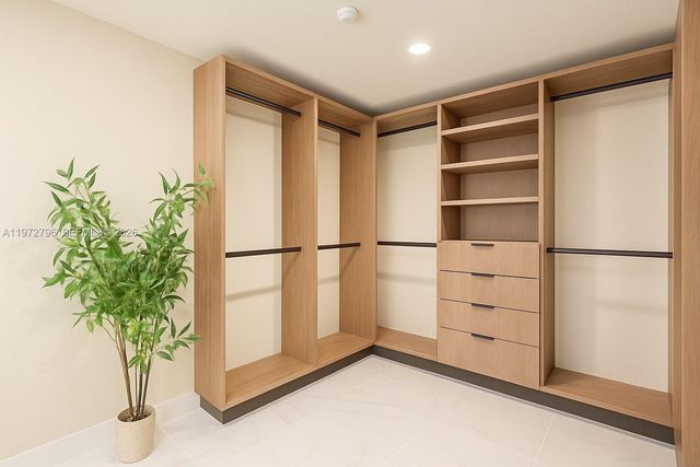 1399 NE 38th St, Oakland Park, FL 33334