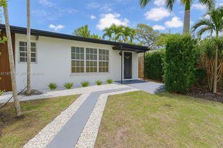 1399 NE 38th St, Oakland Park, FL 33334