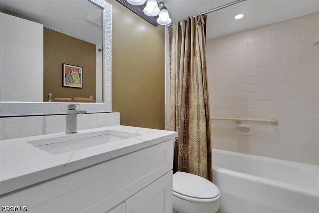 4396 Bowsprit CT 2A, Fort Myers, FL 33919