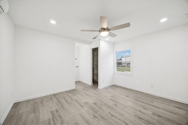 6415 Upshaw Drive, Houston, TX 77396