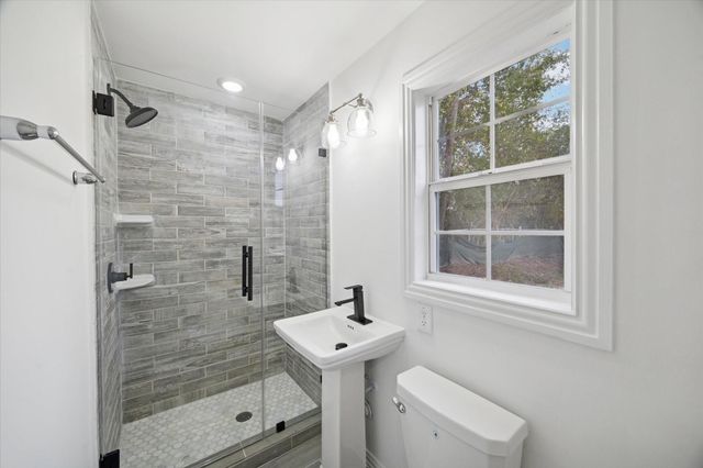 6415 Upshaw Drive, Houston, TX 77396