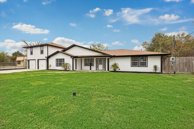 6415 Upshaw Drive, Houston, TX 77396