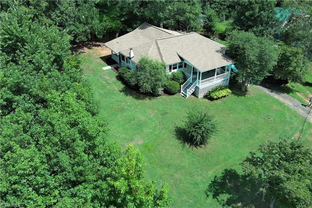 105 Young Mill Road, Lexington, NC 27292