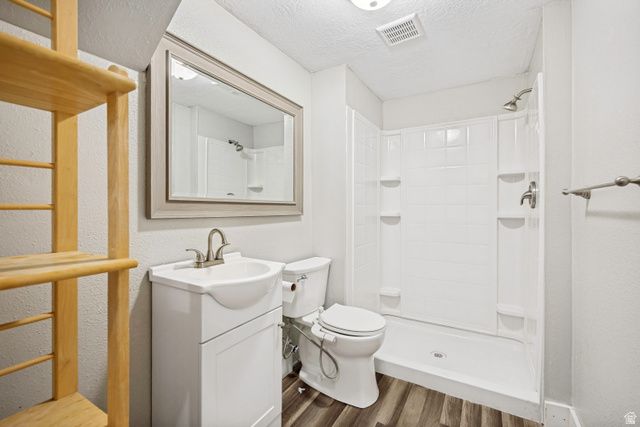 5529 RIDGE HOLLOW WAY, Kearns, UT 84118