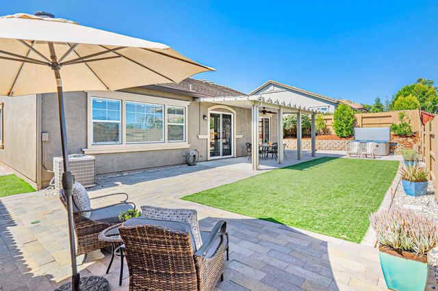 679 Lefevre Dr, Folsom, CA 95630