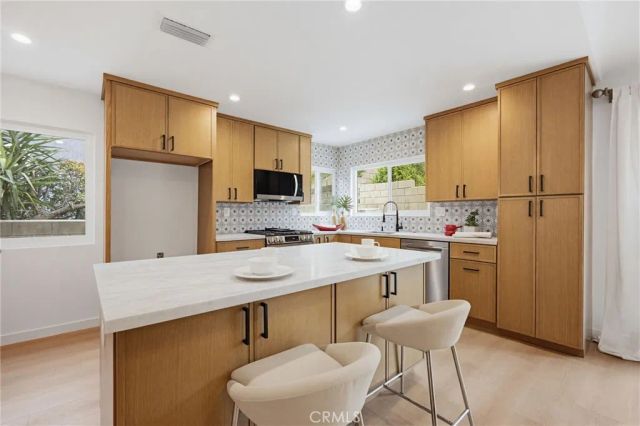 7355 Vineyard Avenue, Rancho Cucamonga, CA 91730