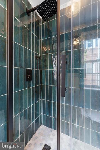 833 KATER ST, Philadelphia, PA 19147