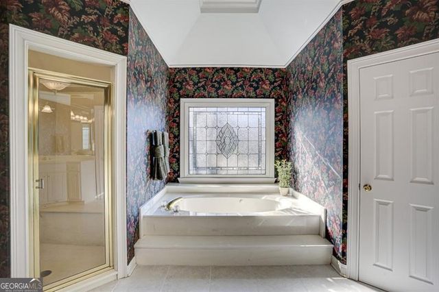 5940 Whitestone Lane, Suwanee, GA 30024