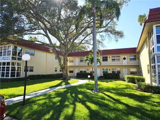 17 Vista Palm Lane 202, Vero Beach, FL 32962